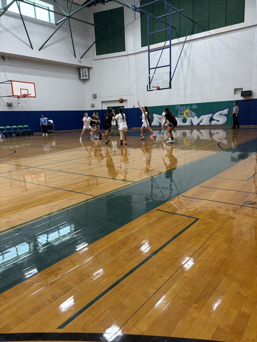 ⁦<a href="/JMHanksHigh/">J.M. Hanks High School</a>⁩ our freshmen competing and playing hard . #1percentbetter
