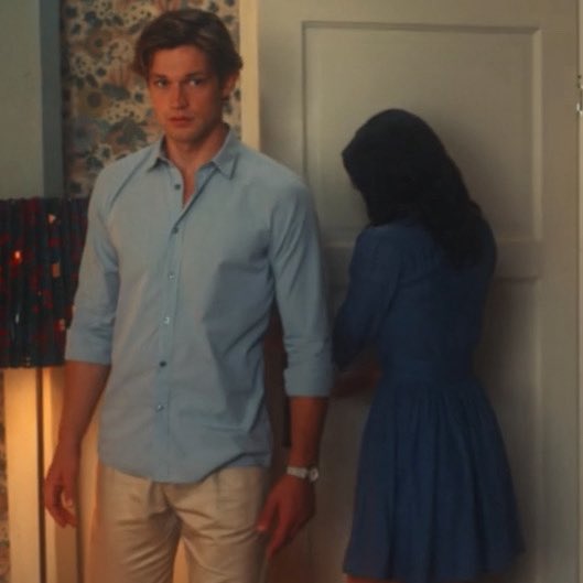 chaitazbu's tweet image. they are soo cute 🤏🏾
- #maxtonhall #rubyjames