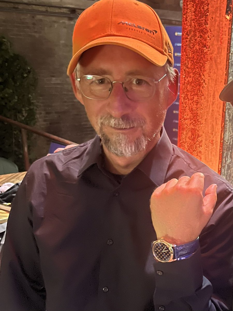 MrCryptoWatches's tweet photo. What a day! @TheBitcoinConf @BitcoinConfEUR @scarcedotcity Thank you ser! @adam3us https://t.co/FIlgWOEeAY