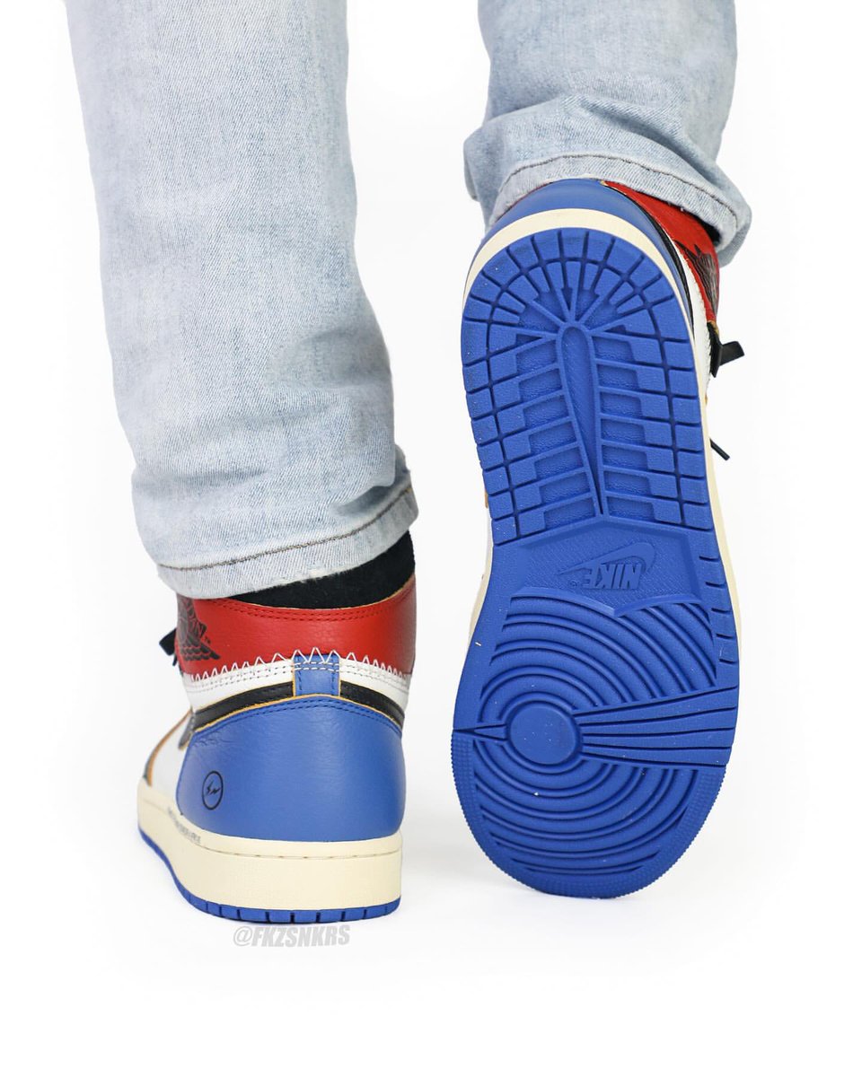 sneakerhack1's tweet image. 2026年発売予定 3カラー展開 
FRAGMENT DESIGN × UNION LA × NIKE AIR JORDAN 1 HIGH
ユニオンフラグメントデザイン エアジョーダン1  
IO7847-001 IO7847-002 II7282-100 
sneakerhack.com/archives/264286