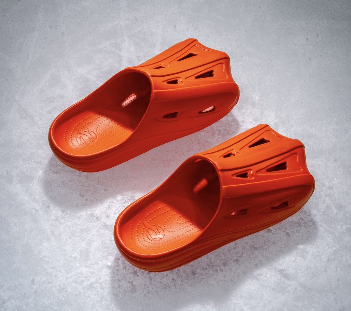 eyebagangel's tweet photo. Might have to become a Ducks fan just based on the merch alone https://t.co/A5CHqmOTB1