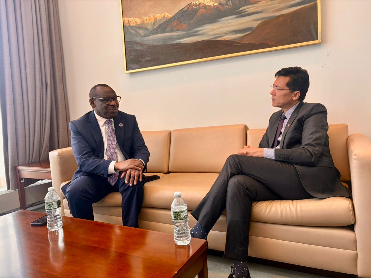 ECA_OFFICIAL's tweet image. 2/2 ...Executive Secretary @claverGatete and @UNECOSOC President H.E. Lok Bahadur Thapa emphasized that Investment in Development is investment in Peace and Security-reaffirming cooperation with Africa.