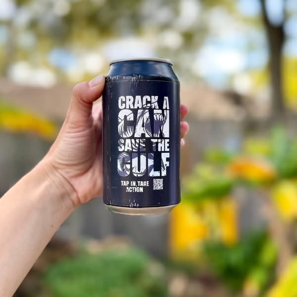 ShorelineTexas's tweet photo. Texas Shoreline Water Company has been born. 
Sourced right here in Texas from Jasper’s Buck Springs Water and canned at a local Texas brewery for Texans.
So when the time comes to grab one, you’re not just choosing a Texas product. You’re helping protect our coast, our wildlife, https://t.co/zurR6LYfl9