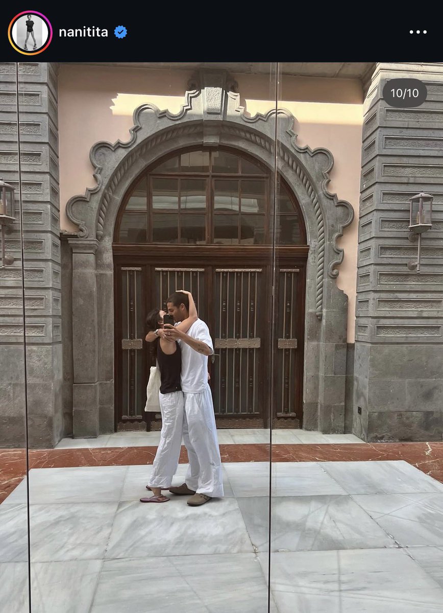 anaxqs's tweet image. álvaro mel y anna castillo existen y son pareja….