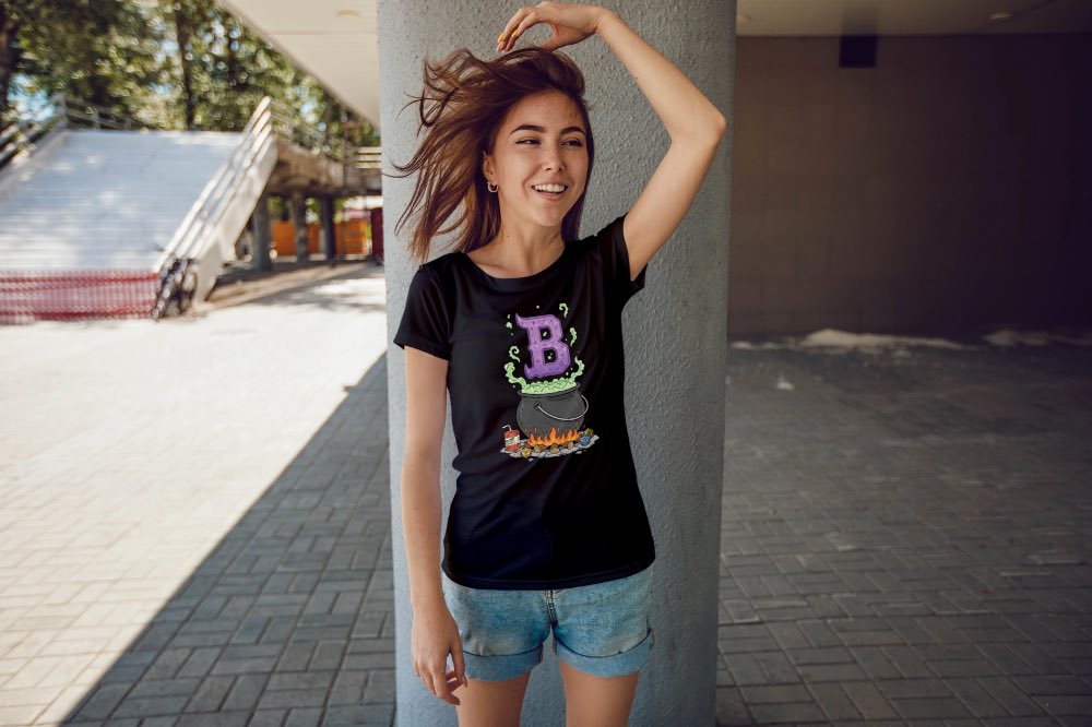 Here we go :) <a href="/BibbidiBobiBoo/">Ghost Bibbidi🪄</a>’s merch is live!!!!

Shop now: streamerloot.co/collections/bi…