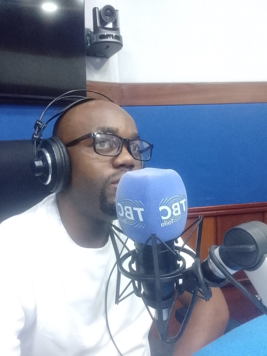 ally_mkimo's tweet image. #EconomicAnalysis 
#FinancialAnalysis
#SpecialProgram 
#Macroeconomics
#Microeconomics