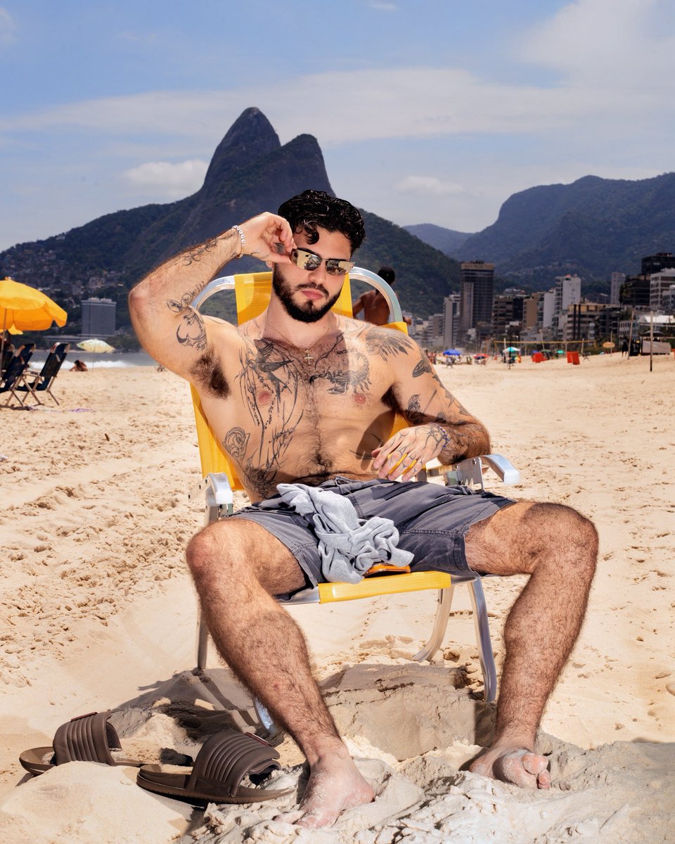 Point__Pop's tweet image. Marcos, do viral do hit &apos;Alibi&apos;, está no Brasil.
.