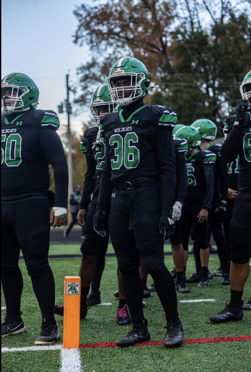 milesmckinney_'s tweet photo. Sophomore Seasons stats :
50 tackles
7 TFLs
5 PDs
1 Sack
1 FF
@WeAreArundel

https://t.co/MeKZKnSiIn https://t.co/1L1abKGHOI
