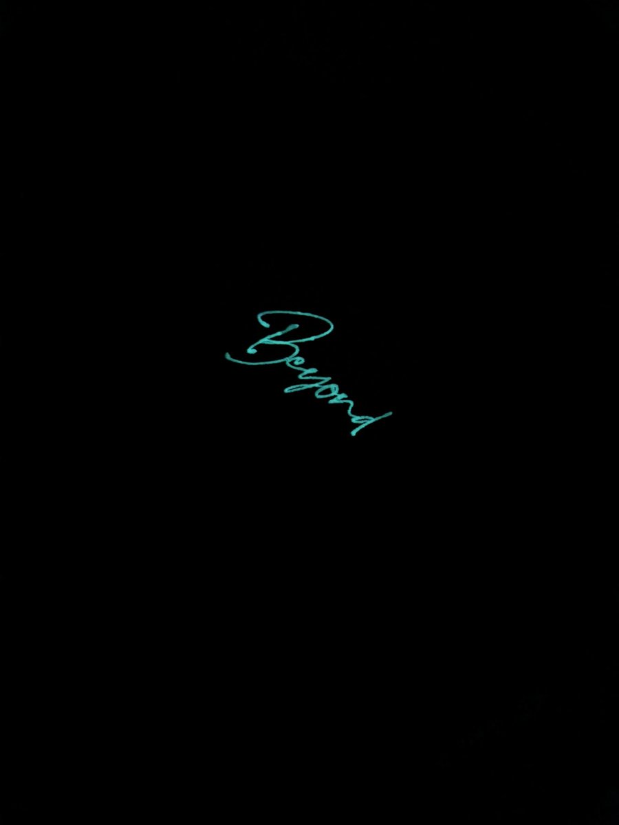 BeyondDeadstock's tweet photo. Glow In the Dark Zip Up Dropping Black Friday! #Streetwear #Blackownedbusiness #Fashion https://t.co/FDFfVSvYNZ