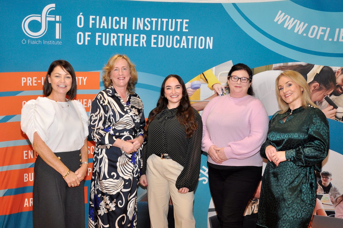 thecodelabie's tweet image. What an amazing experience taking part in the Women in STEM Podcast at @OFIDundalk for #ScienceWeek2025! 🎙️💜

Over 400 students joined live &amp;amp; online. Loved sharing our experiences &amp;amp; inspiring young women to explore STEM careers!

#GirlsCanCode #WomenInSTEM #TheCodeLab