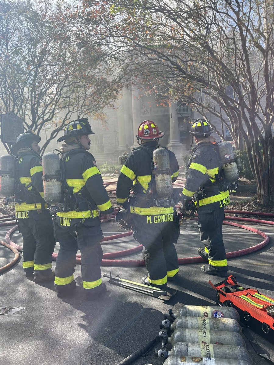 WilmingtonFD tweet media