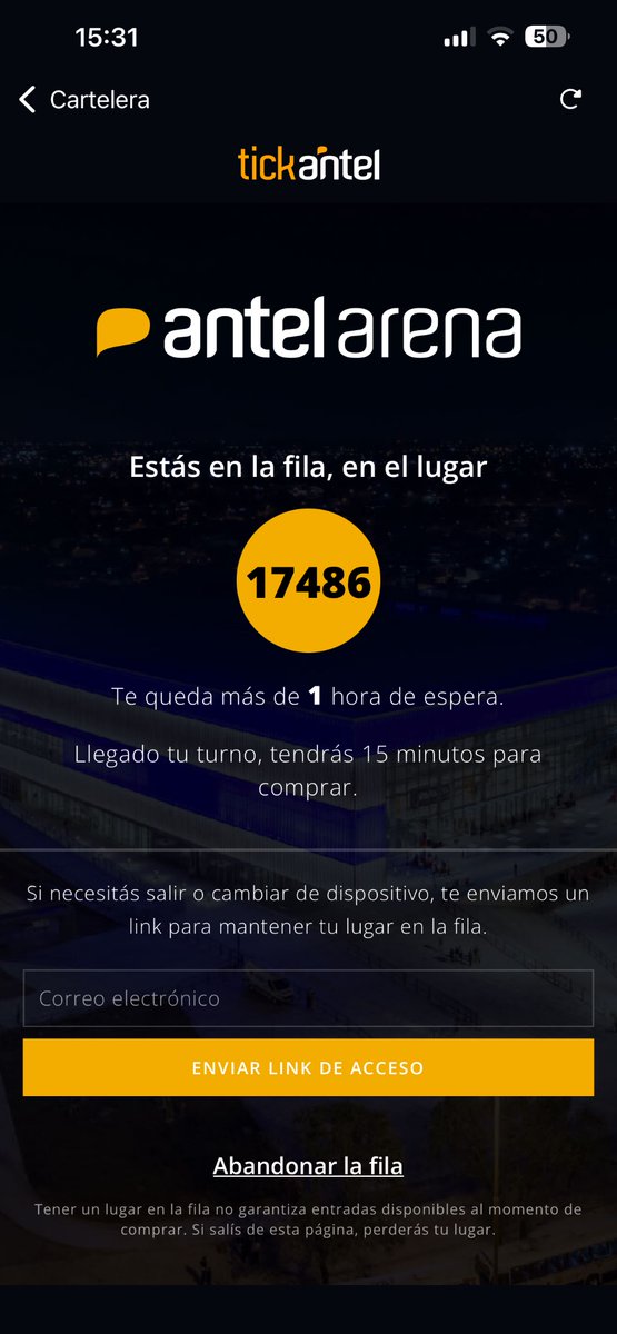 cin_1986's tweet photo. #nadiedicenada 3era función!!!! @NicolasOcchiato @nadiedicenada_ @cmdeluzu 
La fila virtual lo está pidiendo gente https://t.co/x7nYTEkCaV