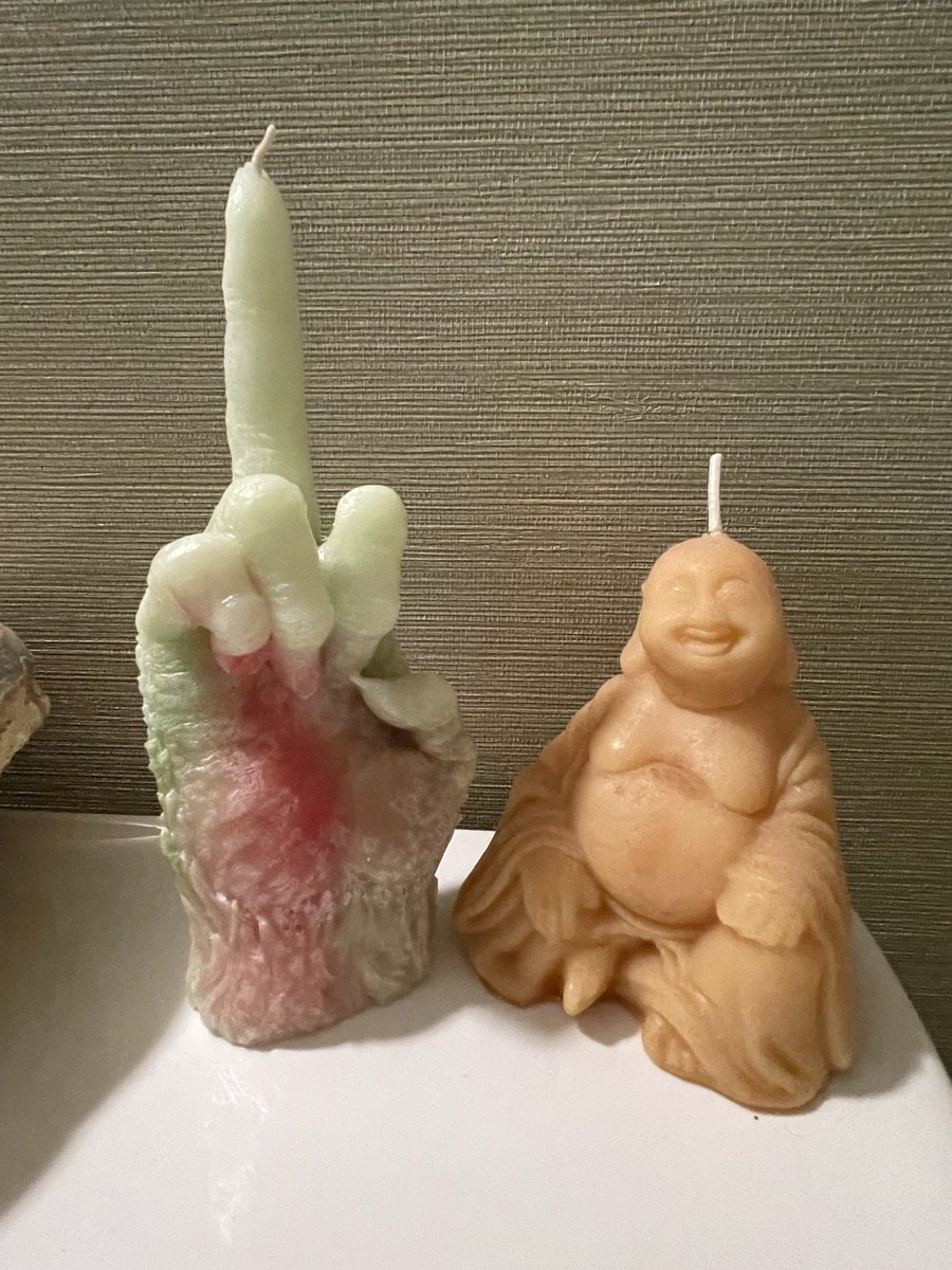 CryptoSignCo's tweet image. Just @ApeChainHUB and chill.