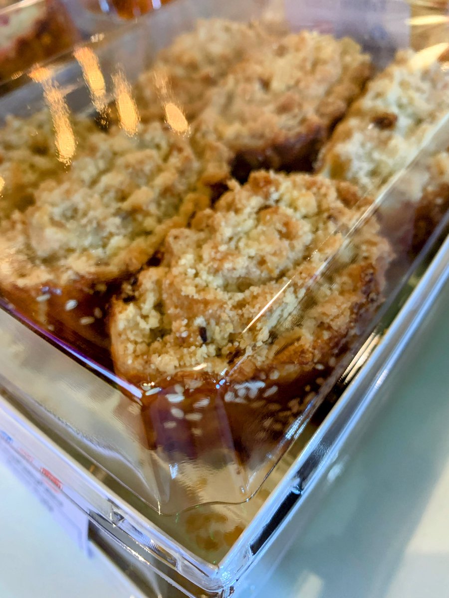 Lucy’s Pastry Palace tweet media