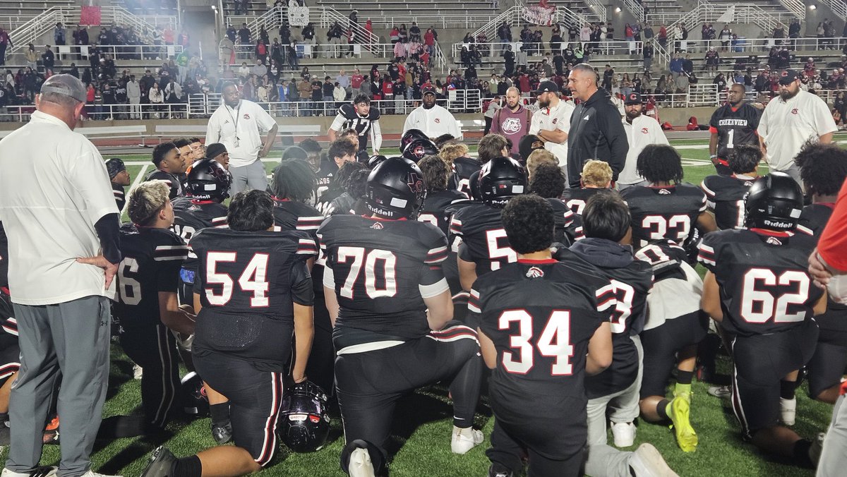 CoachOrtiz1's tweet image. Love these men! 🖤❤️#BeGreater #Team28