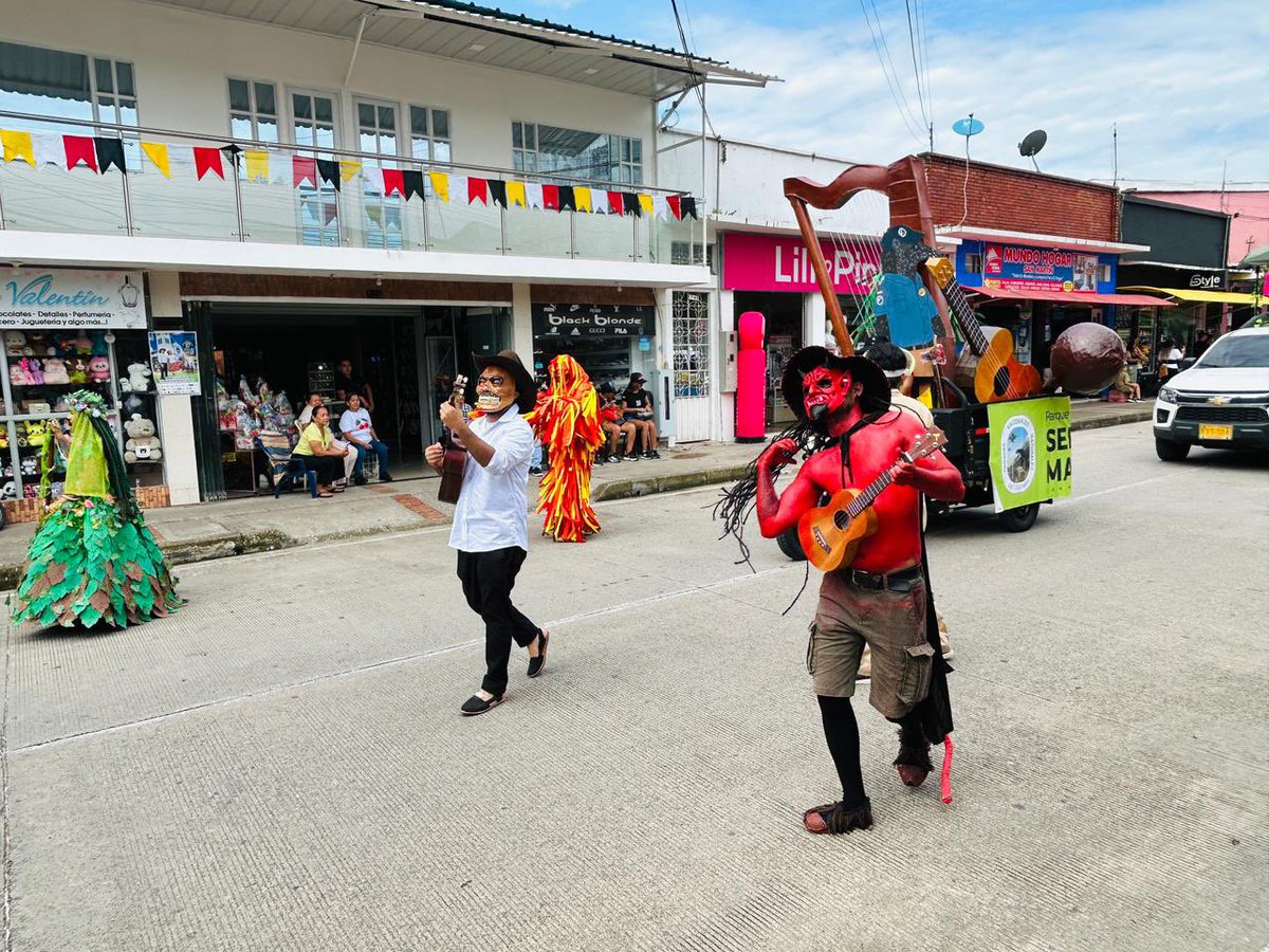 Esta celebración nos permite destacar la conexión entre las leyendas llaneras y la protección de la naturaleza, así como acercarnos a la comunidad y promover la educación ambiental desde las tradiciones del territorio.