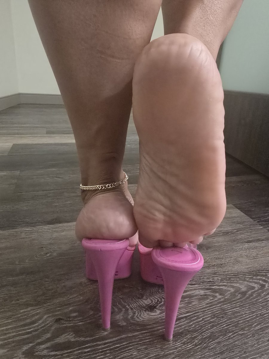 313 scrunched soles (@soles_313) / Posts / X