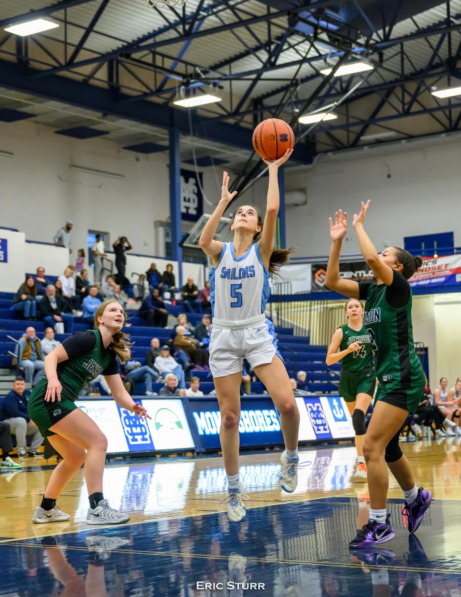LadySailorHoops's tweet photo. The ⛹️‍♀️🏀 countdown continues..... 5⃣days until the start of the 2025-26 season. https://t.co/Pl0YZ0Sxew