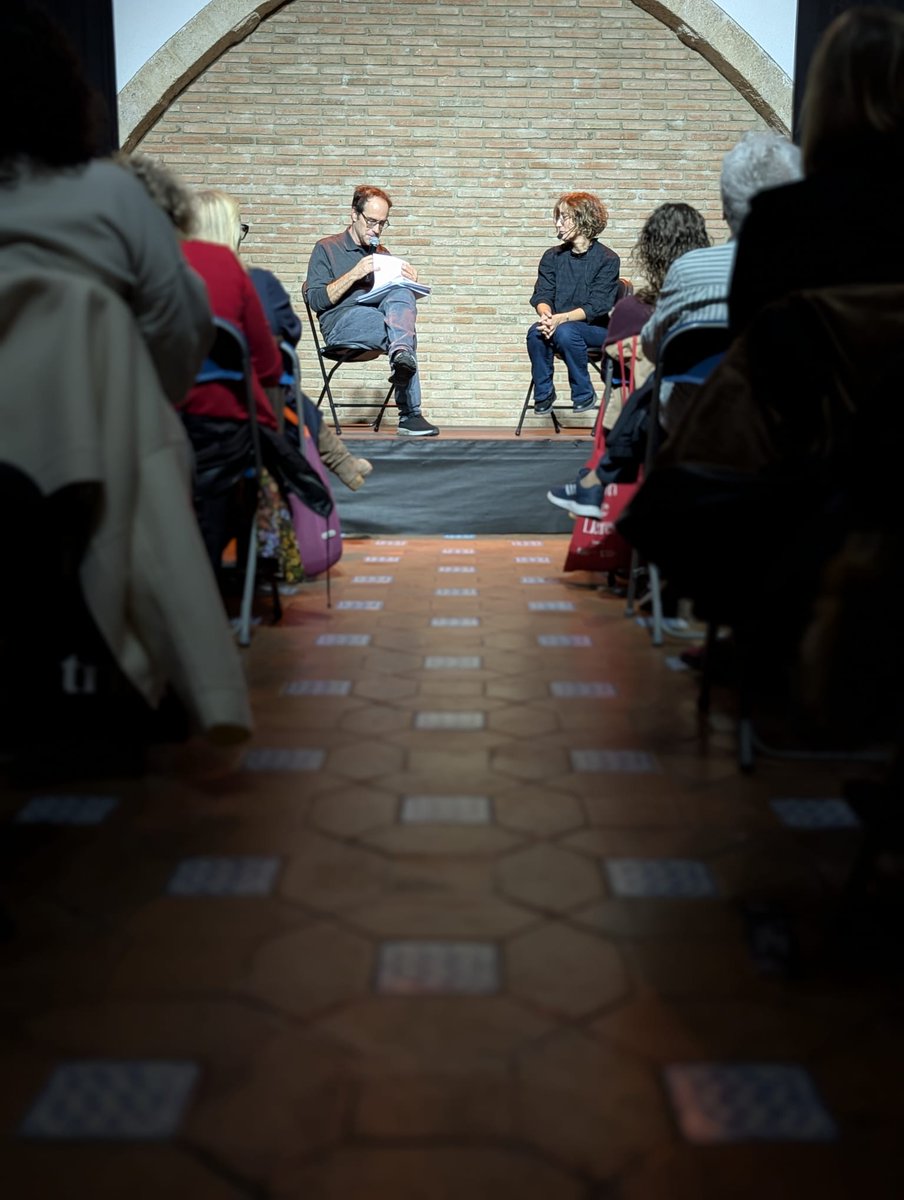 Lletres al Centre tweet media