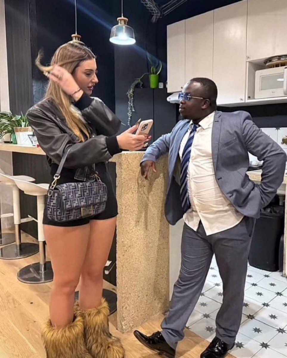 BananE 🇲🇱+🇨🇩 tweet media