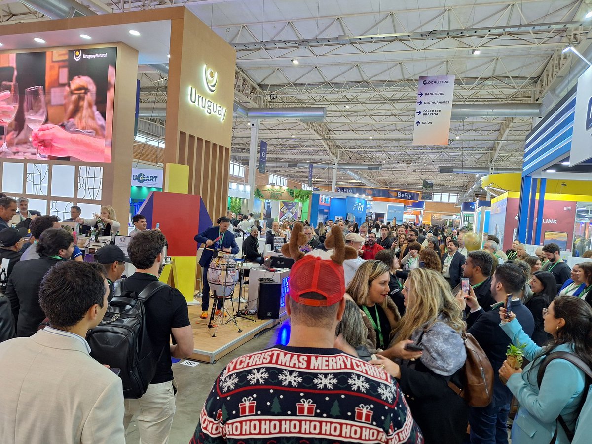TrinidadRodrigu's tweet photo. #Uruguay posicionó su diversificada oferta, incremento de conectividad y beneficios para turistas en @festurgramado 2025. ¡Gran equipo! @Uruguay_Natural 
+ info: https://t.co/xkVRBLlpqL https://t.co/kxZjeN0lTz