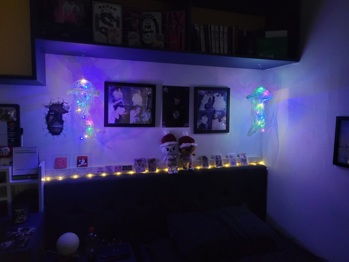 cbspearknow's tweet image. comprei águas vivas pro meu quarto