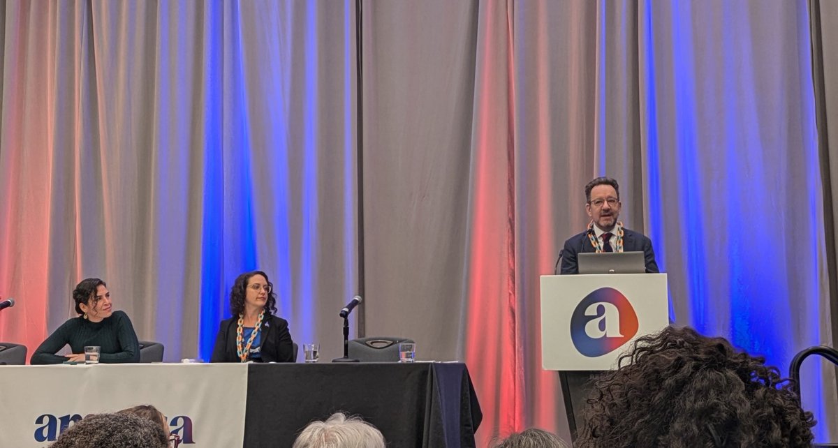 Shane Stone tweet media