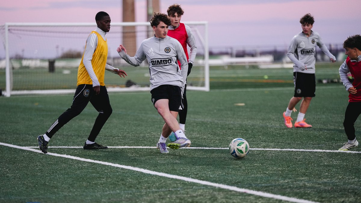 Sunset sessions 🌅

#DOOP | #BabySnakes