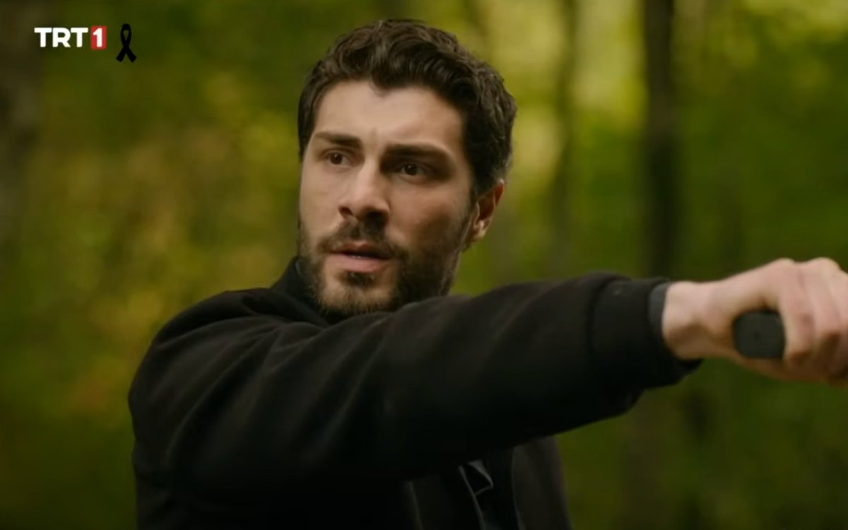 xzoyakhanx's tweet image. A 5 SECOND SCENE FOR ELENI AND GOKHAN. My shipping is sailing. enemies to lovers:
#ElGo #TaşacakBuDeniz