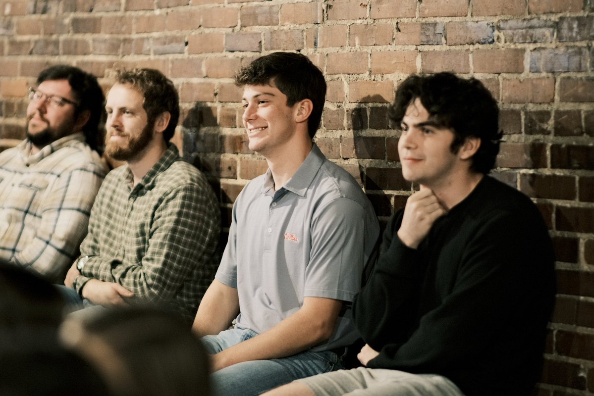 umdeclaration's tweet image. Tariffs are playing a huge role in shaping America’s economy. A big thanks to Dr. Josh Hendrickson, Chair of the Economics Department, for his fascinating explanation of how it all works!