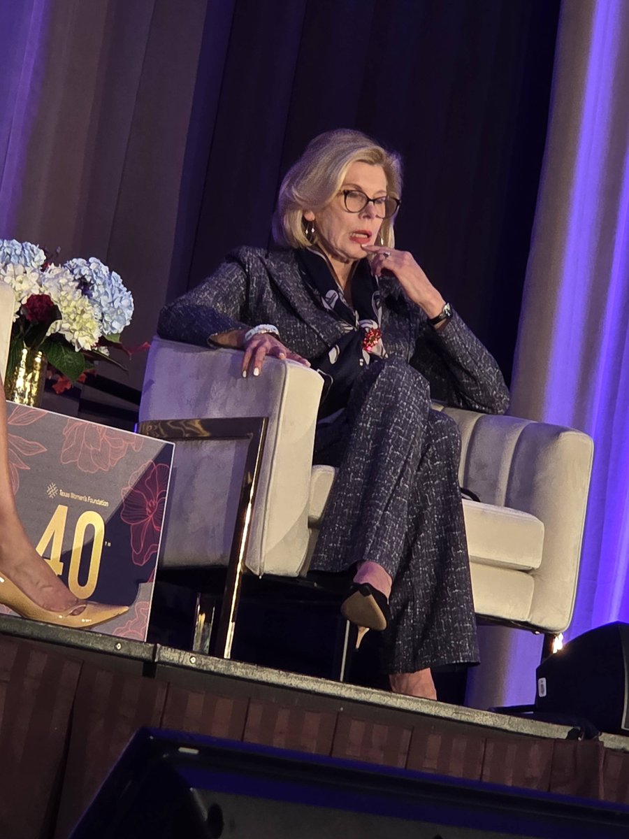 #TXWF40 #LIVE What a moment! Christine Baranski took the stage and reminded us why representation and advocacy matter. As we celebrate 40 years of impact, her presence inspires us to continue driving change for women and girls across Texas.