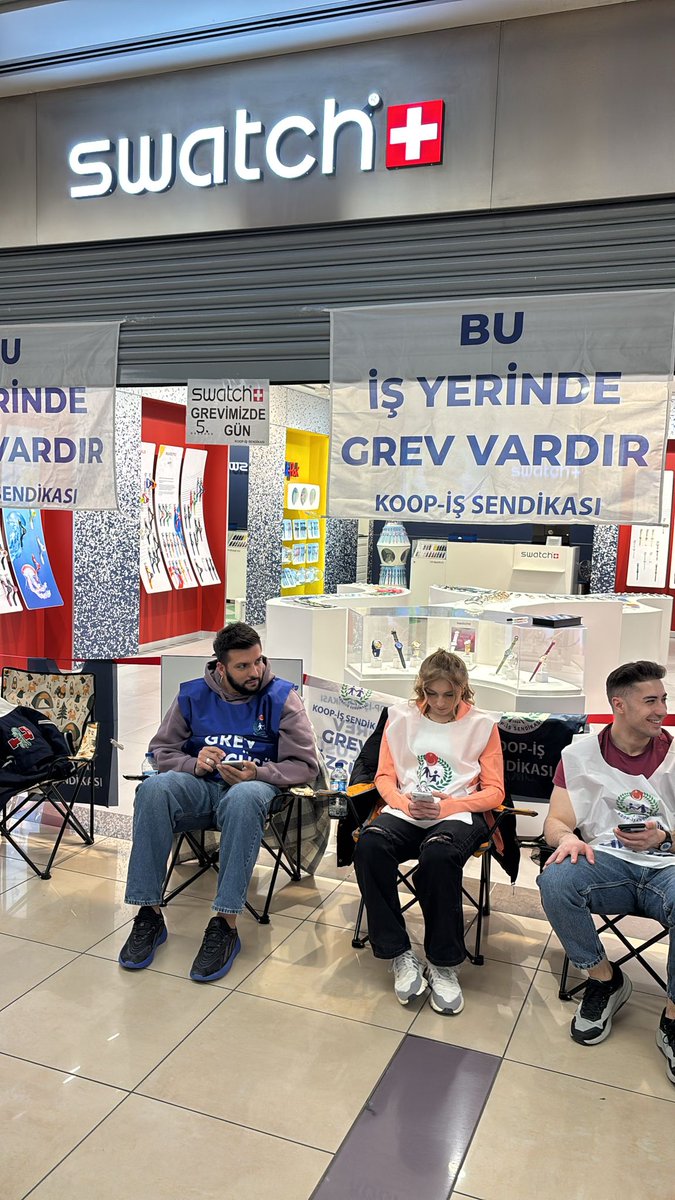 <a href="/GlobalWatchClub/">The Global Watch Club</a>