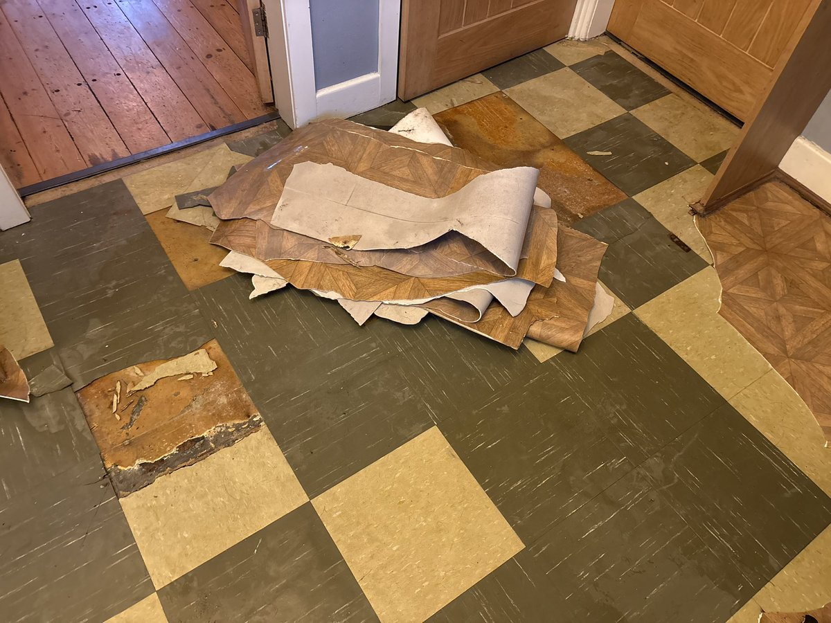 TheTattooedHeadteacher Deputy CEO 🏳️🌈✊🏾she/her tweet media