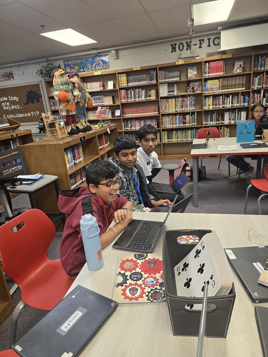 meyzeeklibrary's tweet image. Mr. Watt&apos;s classes visiting the library today! #WeAreJCPS #meyzeekreads #JCPSlibraries