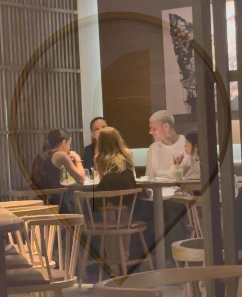 Naiara Vecchio ♔ tweet media