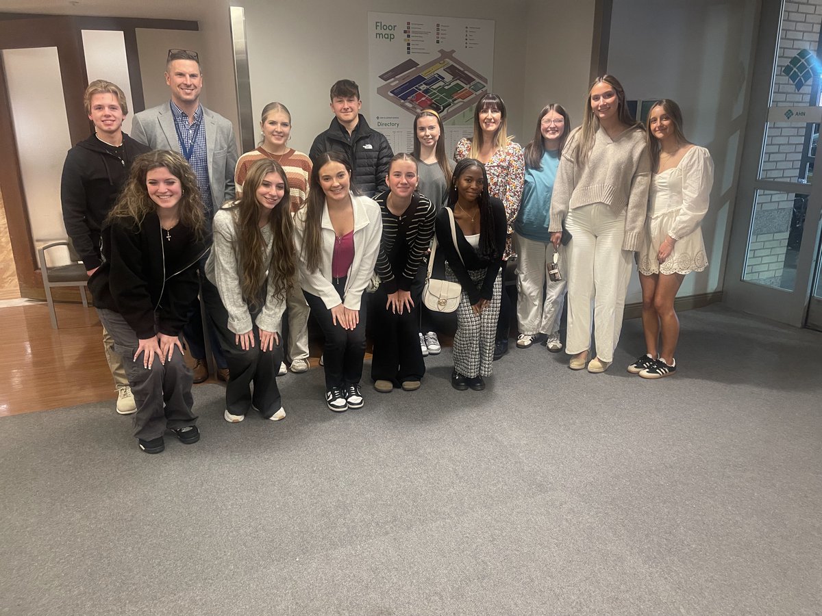 Mrs. Zager’s AP Biology students recently had a unique and unforgettable learning experience when they visited Allegheny General Hospital to observe an open-heart surgery. 
basdk12.org/quick-links/di…