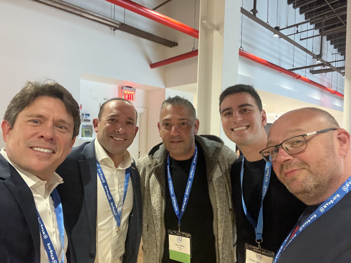 DataVerge's tweet image. Great time at yesterday’s New York Operators Group event! Huge thanks to Charles Gucker for hosting at @doubleverify and bringing the community together. 

Looking forward to more NYog meetups and conversations ahead!