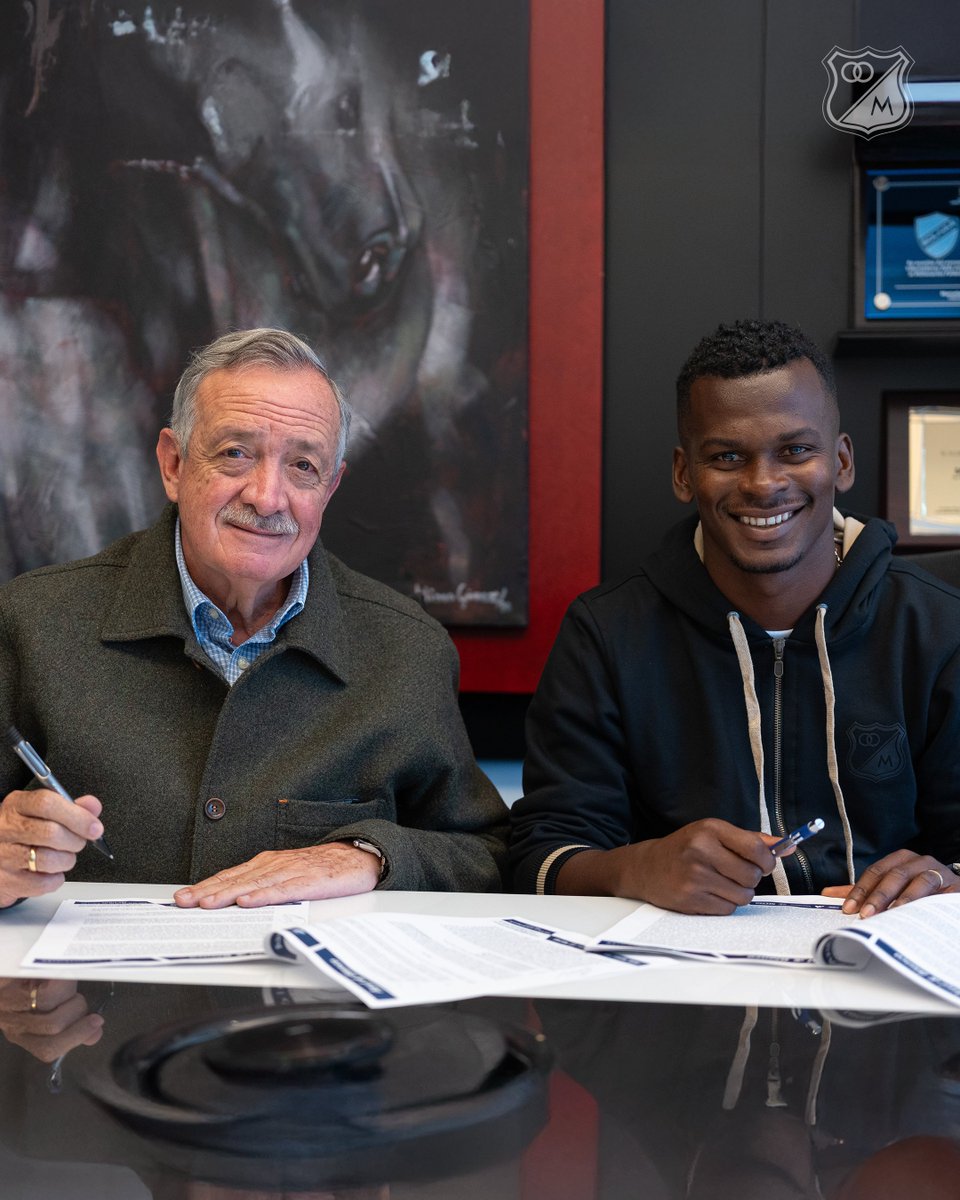 ✍️ ¡Carlos Darwin Quintero ya es Embajador! 💙

Jerarquía, visión, y experiencia en el ataque. ¡Bienvenido a el Científico del Gol! Ⓜ️🔥⚽