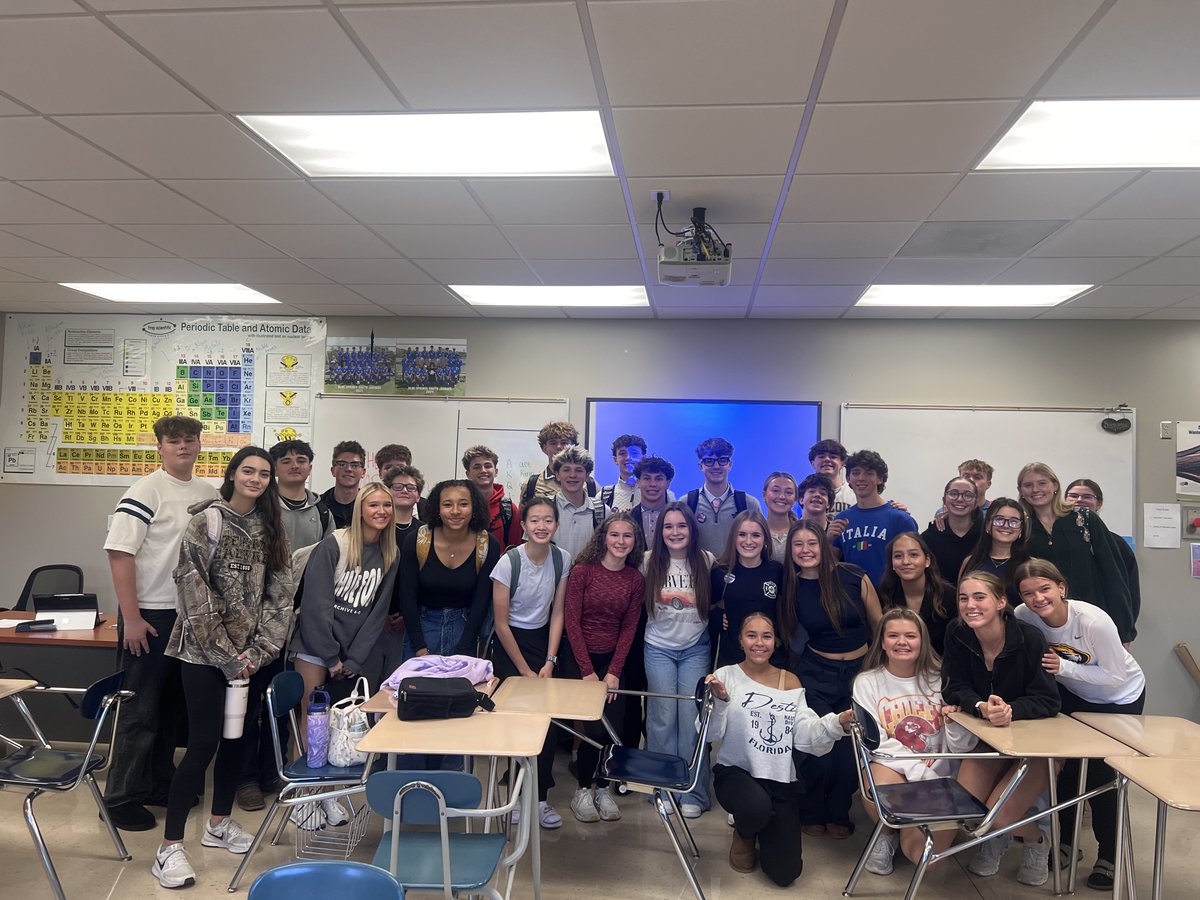 Standing strong for freedom! 🗽30+ patriots joined The Blue Springs South Club America chapter meeting to discuss issues that matter.

<a href="/TPUSA/">Turning Point USA</a> I <a href="/tpusastudents/">TPUSA Students</a>