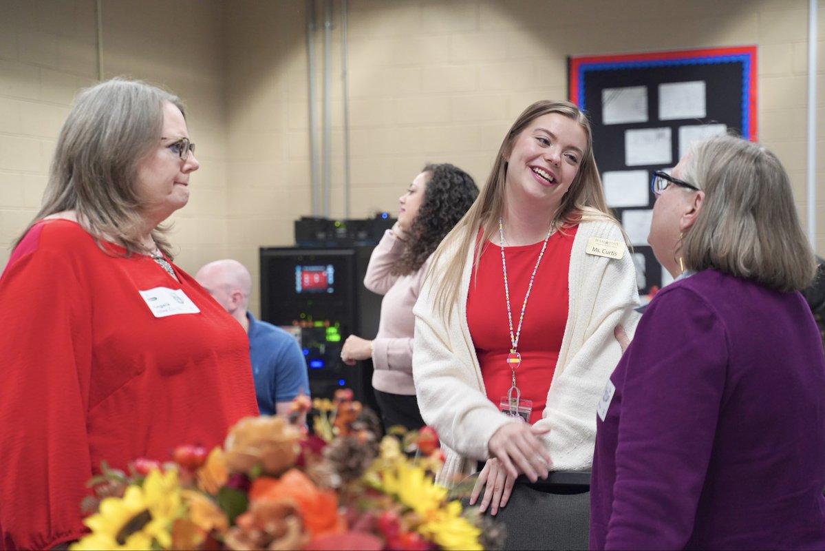 ManorISD's tweet image. ✍️Signing day: TXST Residents Continue their teaching careers &amp;amp; profound impact at Manor ISD!

Thank you @txst , for your partnership!

#BuildingALegacyOfGreatness🌟