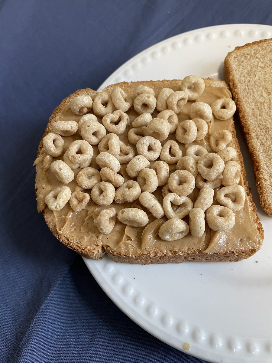 dorkdipstick's tweet photo. new series i'm calling it broke breakfast it's where i eat something stupid because i have no money for better food. i call this peanut butter and cheerios. 4/10 it was okay at best https://t.co/IMOwGVZdgQ
