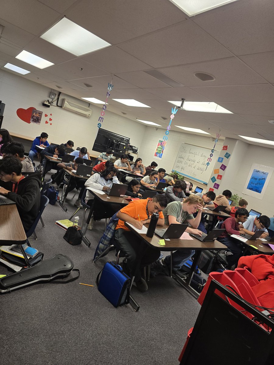 meyzeeklibrary's tweet image. Yesterday, approximately 90 Meyzeek students participated in the Mathematical Association of America&apos;s American Mathematics Competition.  The library was full!!!  #WeAreJCPS #meyzeekreads #JCPSlibraries
