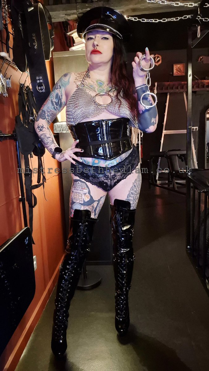 Pressure’s rising in the Madhouse again…

Edges tightening, atmosphere thinning,
like the whole place is bracing for something to snap.

<a href="/Miss__Bedlam/">Mɪsᴛʀᴇss Bᴇᴅʟᴀᴍ</a>
MistressBethBedlam.co.uk