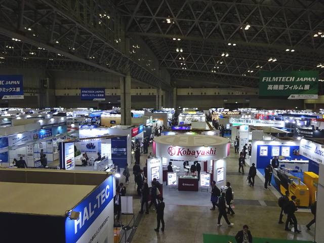 Suteki__Tech's tweet image. 仕事で「「第16回 高機能素材Week 東京展」を見学

●素材、製造、二次加工、材料分析などの出展数の多さに比例した見学者数の賑わい

●塗料や粘接着の展示も多く、全てのブースを見学するには時間が足りなかった

●「モノマテリアル化」、「リサイクル」、「植物由来」の展示が多い傾向に