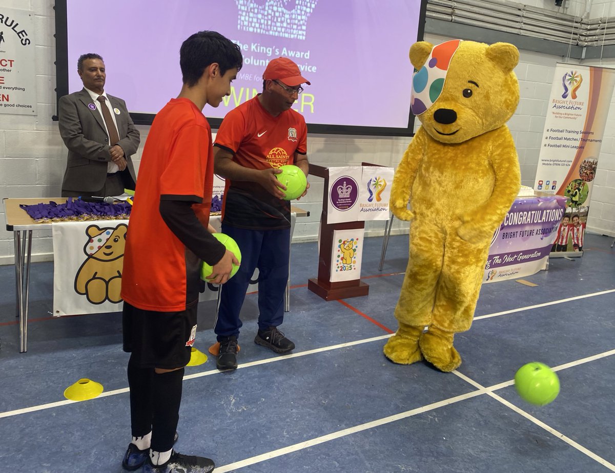 Mr Lamprey tweet media