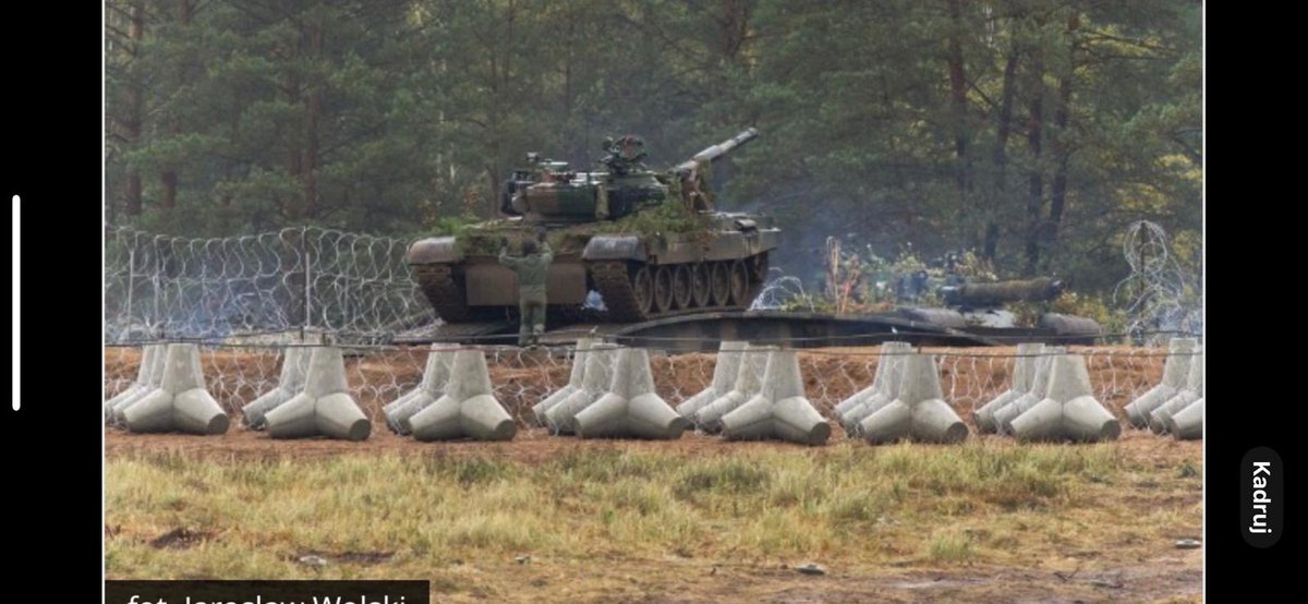 A my póki co po 4 latach wojny, dzięki naszym generałom , rozszyfrowaliśmy i to pokazaliśmy na Poligonie Orzysz, jak ruskie, soldaty będą atakować mostem towarzyszącym i czołgami z krzaków, nasze kozły ofiarne i rowy przeciwpancerne- straszne 🤣🤣🤣