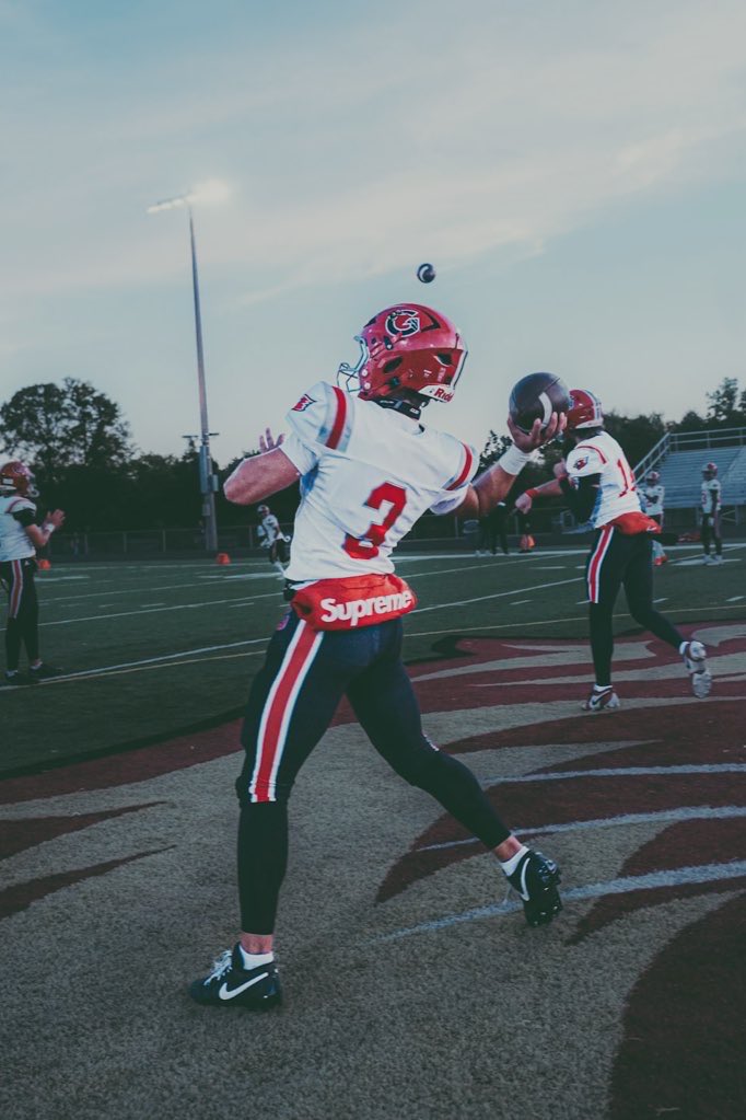 davidd_howe's tweet image. Blessed to be named 1st Team All-District Quarterback and 1st Team All-District Saftey in back to back years! ❤️

@GainesvilleFoo1 @CoachTreCage @chancefrye6 @FitnessBadi @BuckGrc @PWCsportsVA @carljfred