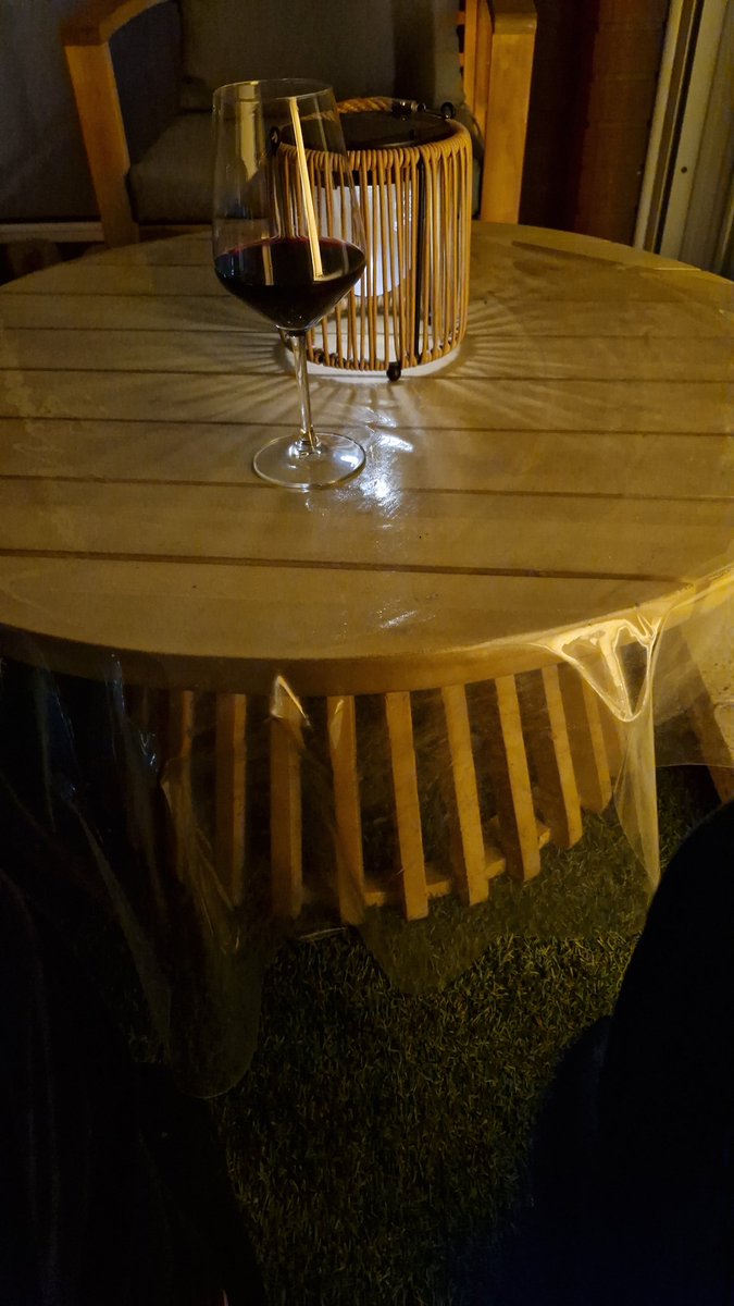 Hug0473's tweet image. #ViernesDeSeducción