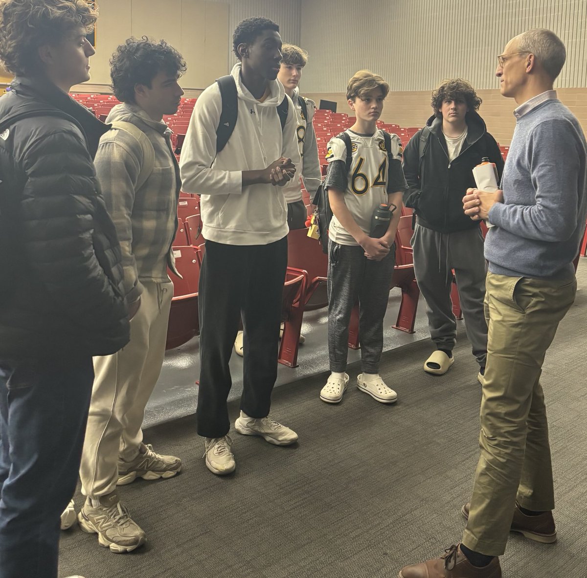 Jonathan Law Track & XC tweet media