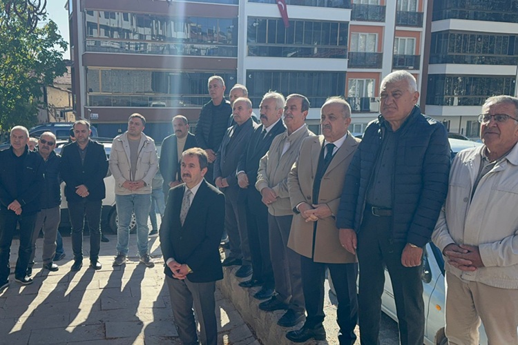 olay18com's tweet image. ÇANKIRI&apos;DA AHISKA TÜRKLERİ İÇİN HÜZÜNLÜ BULUŞMA -  olay18.com/cankiri/cankir… 
@turkavcankiri @isabolukbasi62 @satilmis_akyol #AhıskaTürkleri #AnmaProgramı